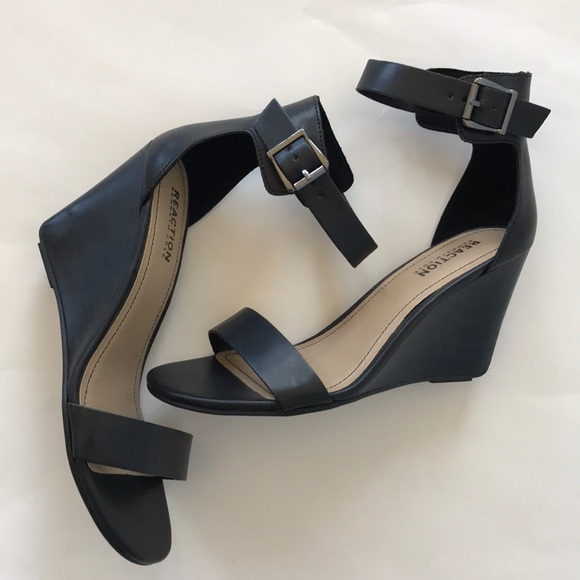Reaction Kenneth Cole Shoes - Reaction Kenneth Cole Ava-Tastic Sandals